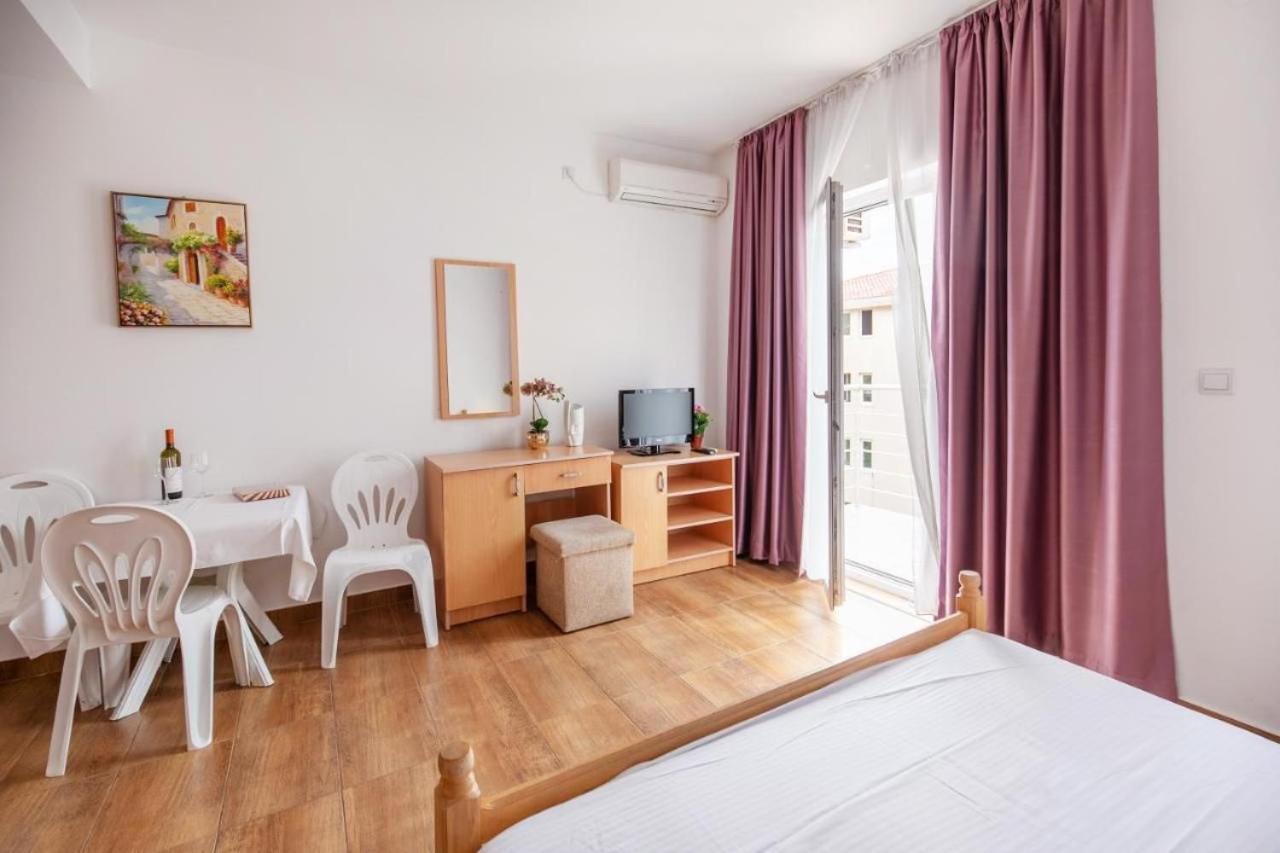 Apartmani Franeta Budva Eksteriør bilde