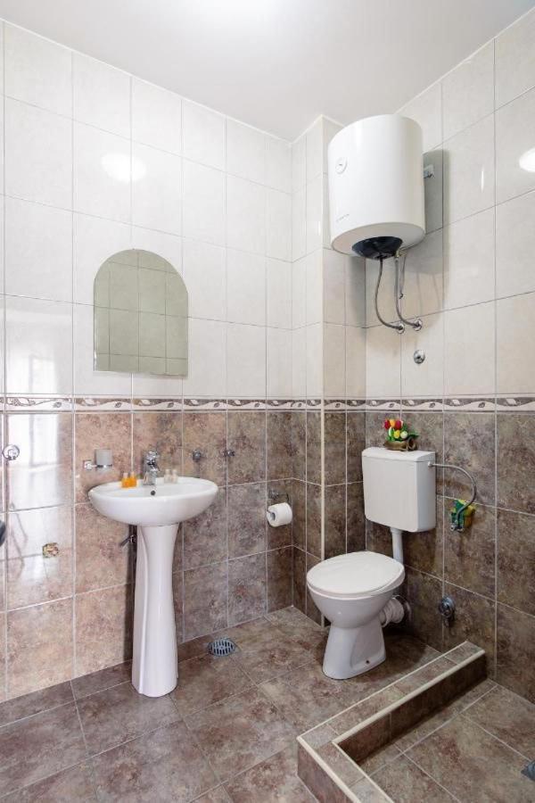 Apartmani Franeta Budva Eksteriør bilde