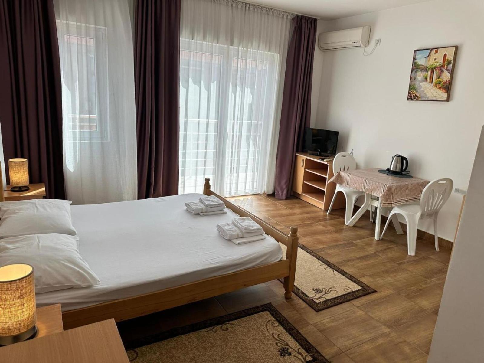 Apartmani Franeta Budva Eksteriør bilde