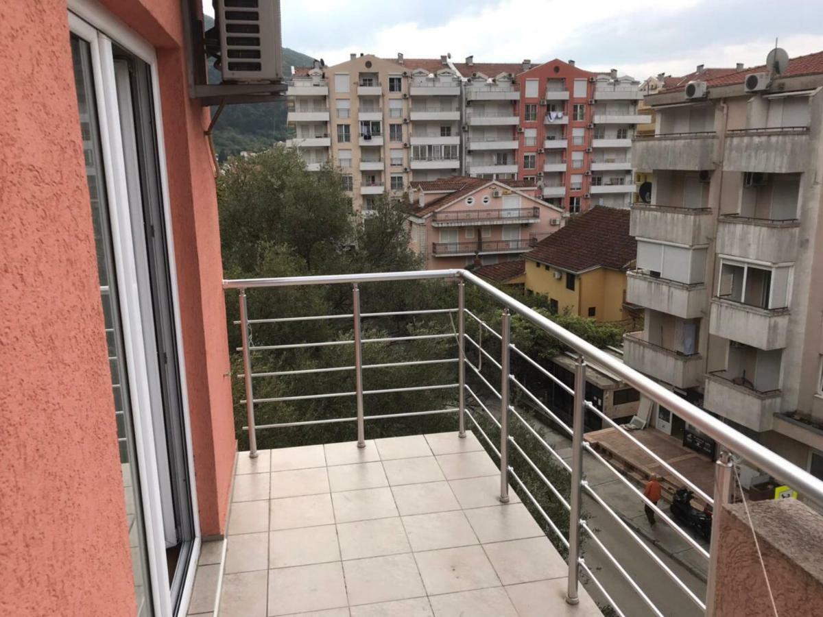 Apartmani Franeta Budva Eksteriør bilde