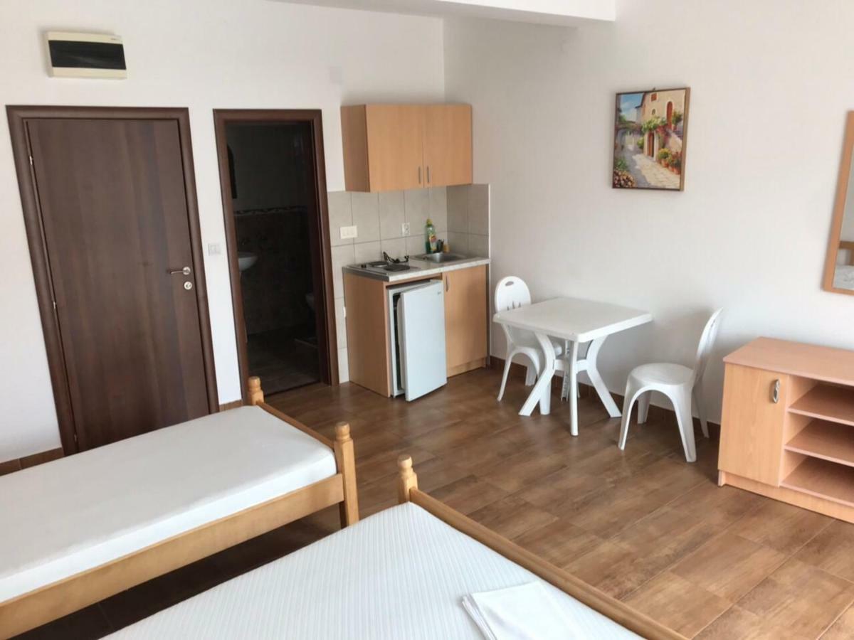 Apartmani Franeta Budva Eksteriør bilde