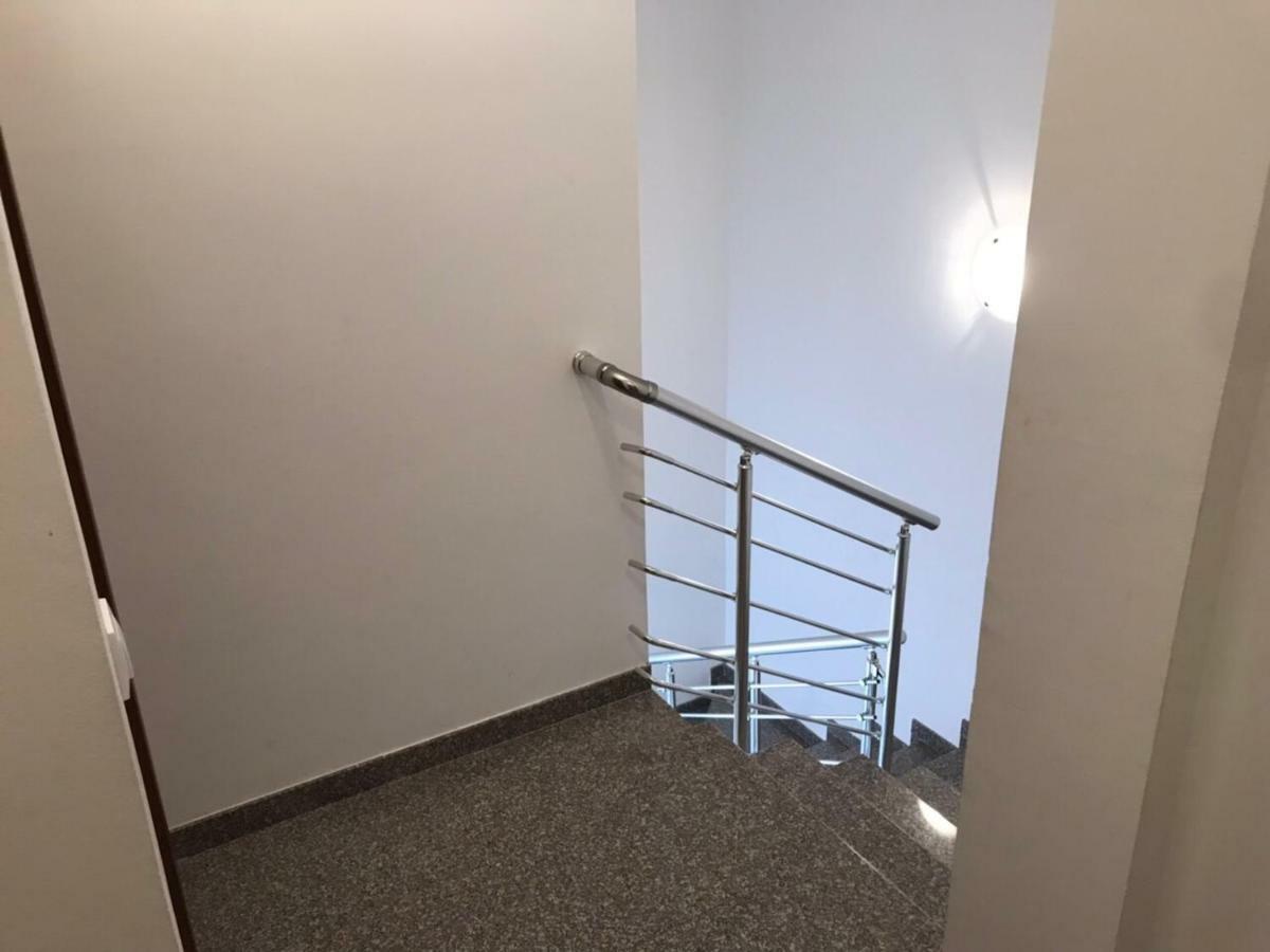 Apartmani Franeta Budva Eksteriør bilde