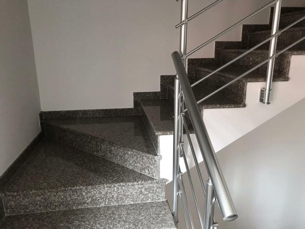 Apartmani Franeta Budva Eksteriør bilde